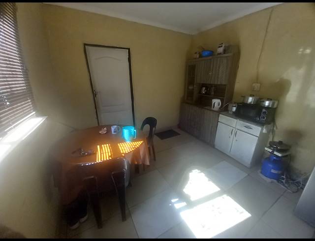 3 BEDROOM HOUSE FOR SALE IN TSAKANE